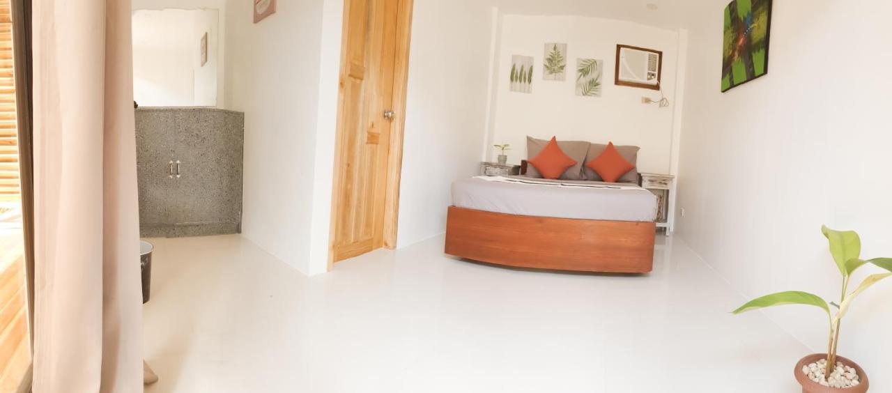 Hutch Lodging House Ел Нидо Екстериор снимка