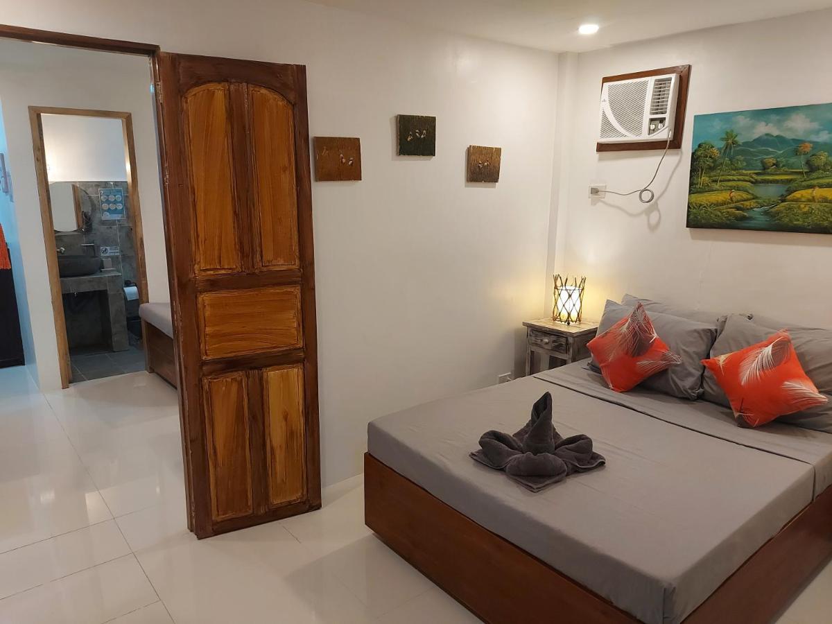 Hutch Lodging House Ел Нидо Екстериор снимка